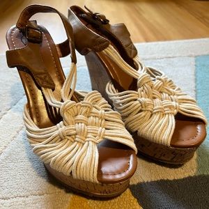Candie’s wedge rope sandals